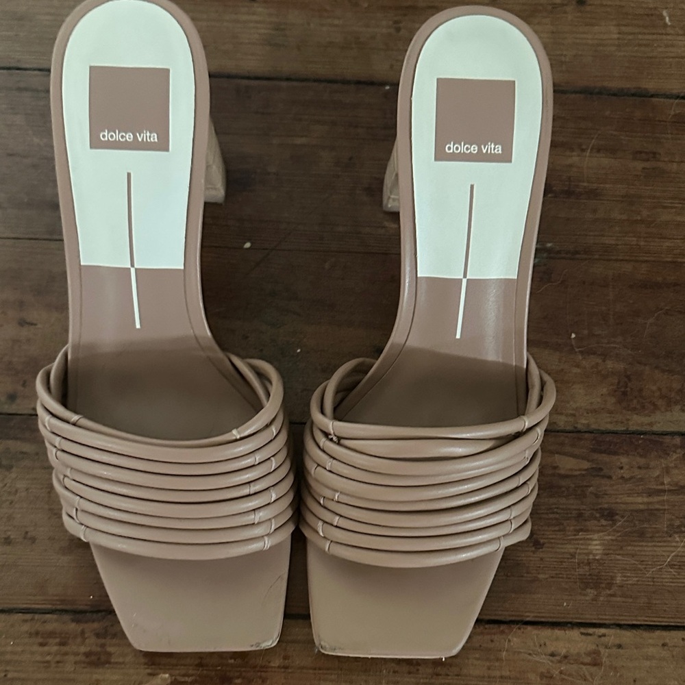 Dolce Vita Women's Tan Strappy Heels